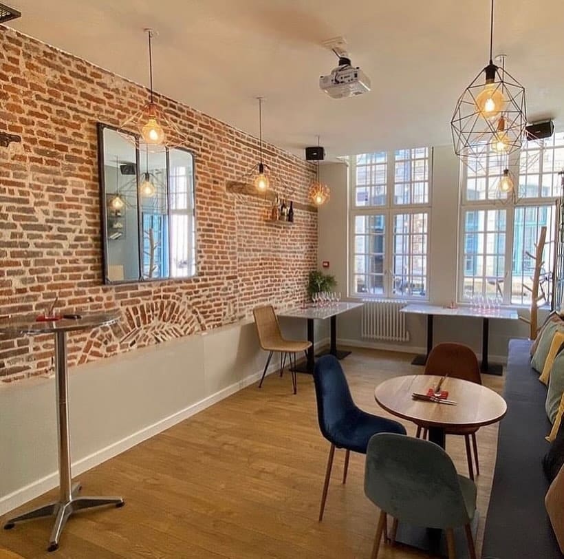 Salle du premier bar privatisable à Lille
